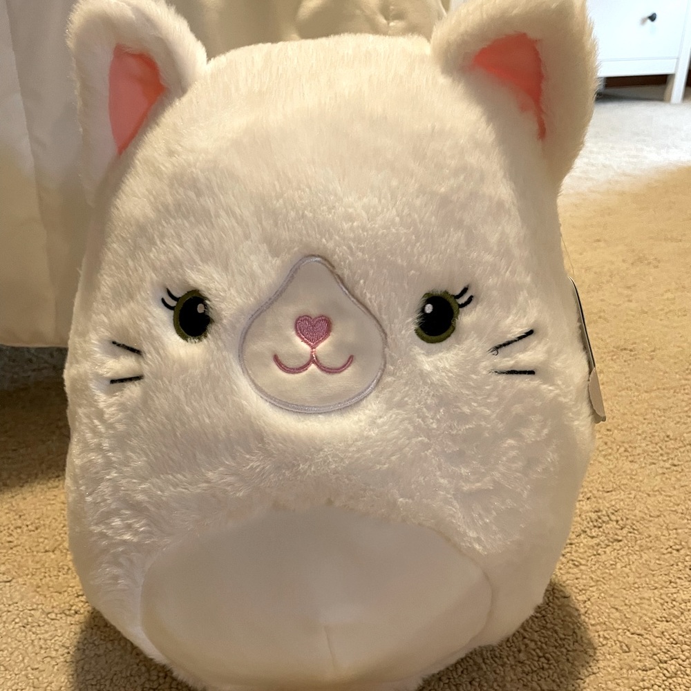 NWT Kelsey Kitty Squishmallow
